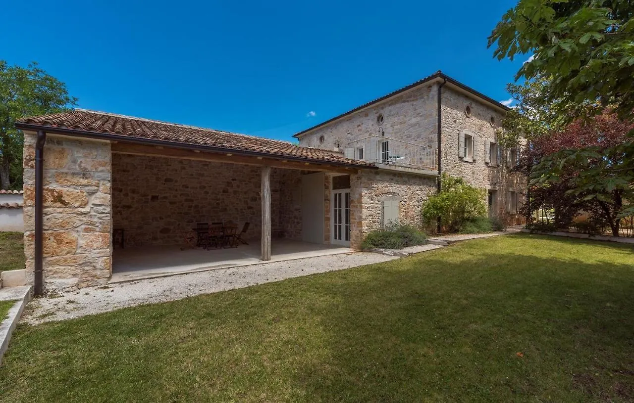Villa Eva With Private Pool Вишнян