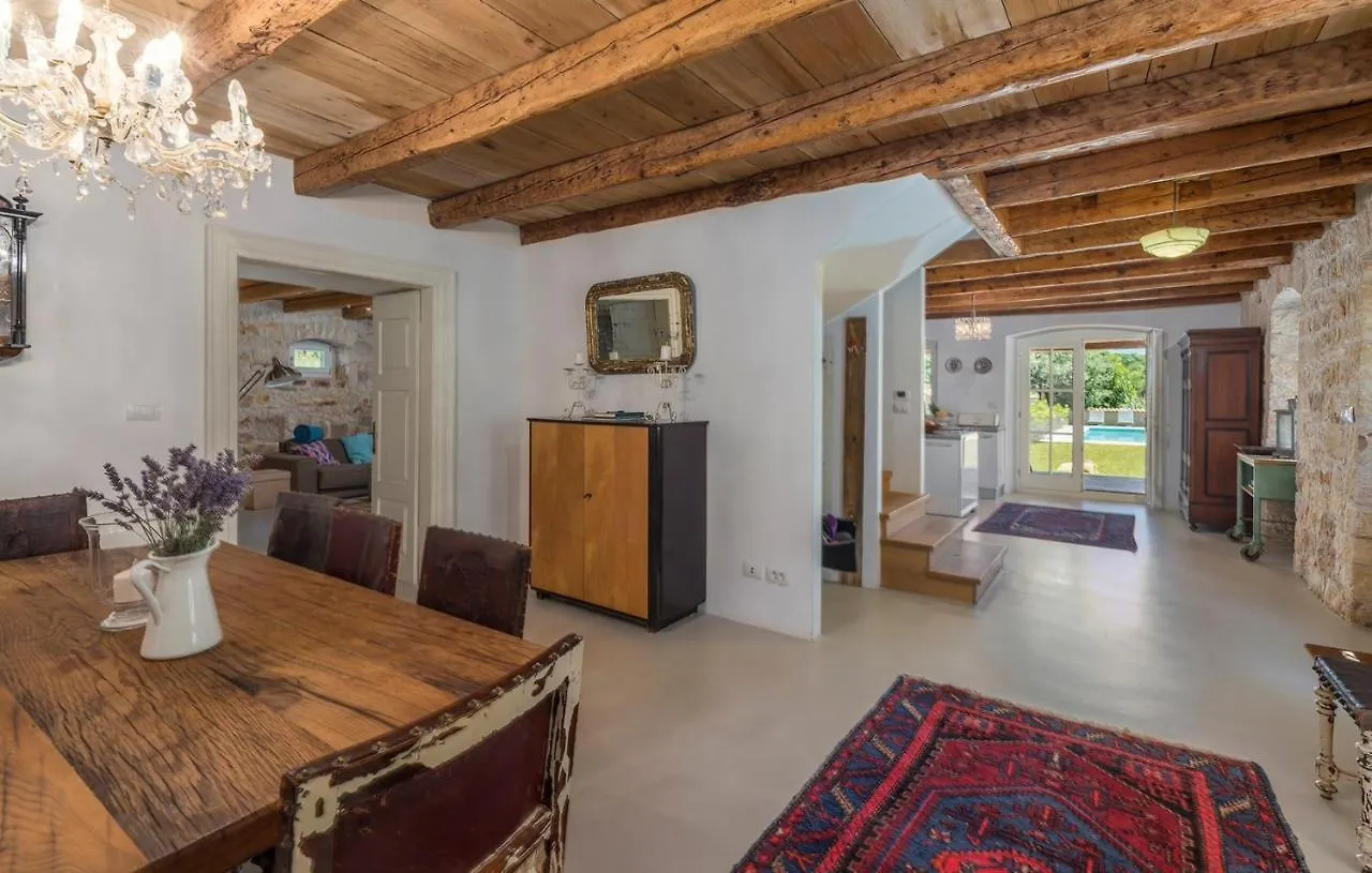Villa Eva With Private Pool Вишнян